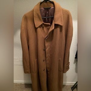 Vintage CHAPS Ralph Lauren’ coat. Color tan/camel